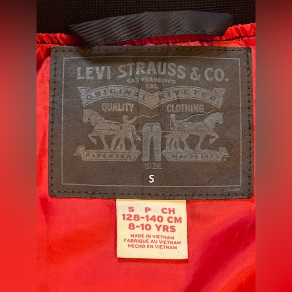 Levi’s Big Boys Bomber Jacket Black And Red Graphic Print Logo Size Small 8-10 Y - Picture 4 of 13